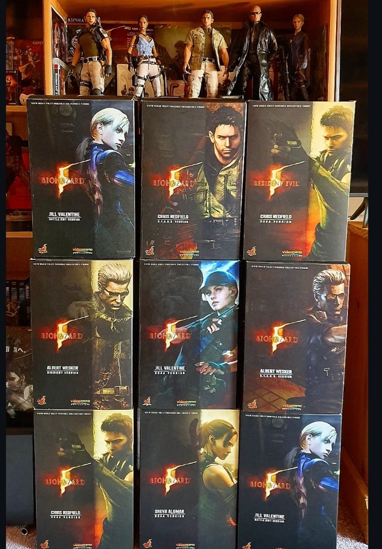 ResidentEvilCrafts tweet media