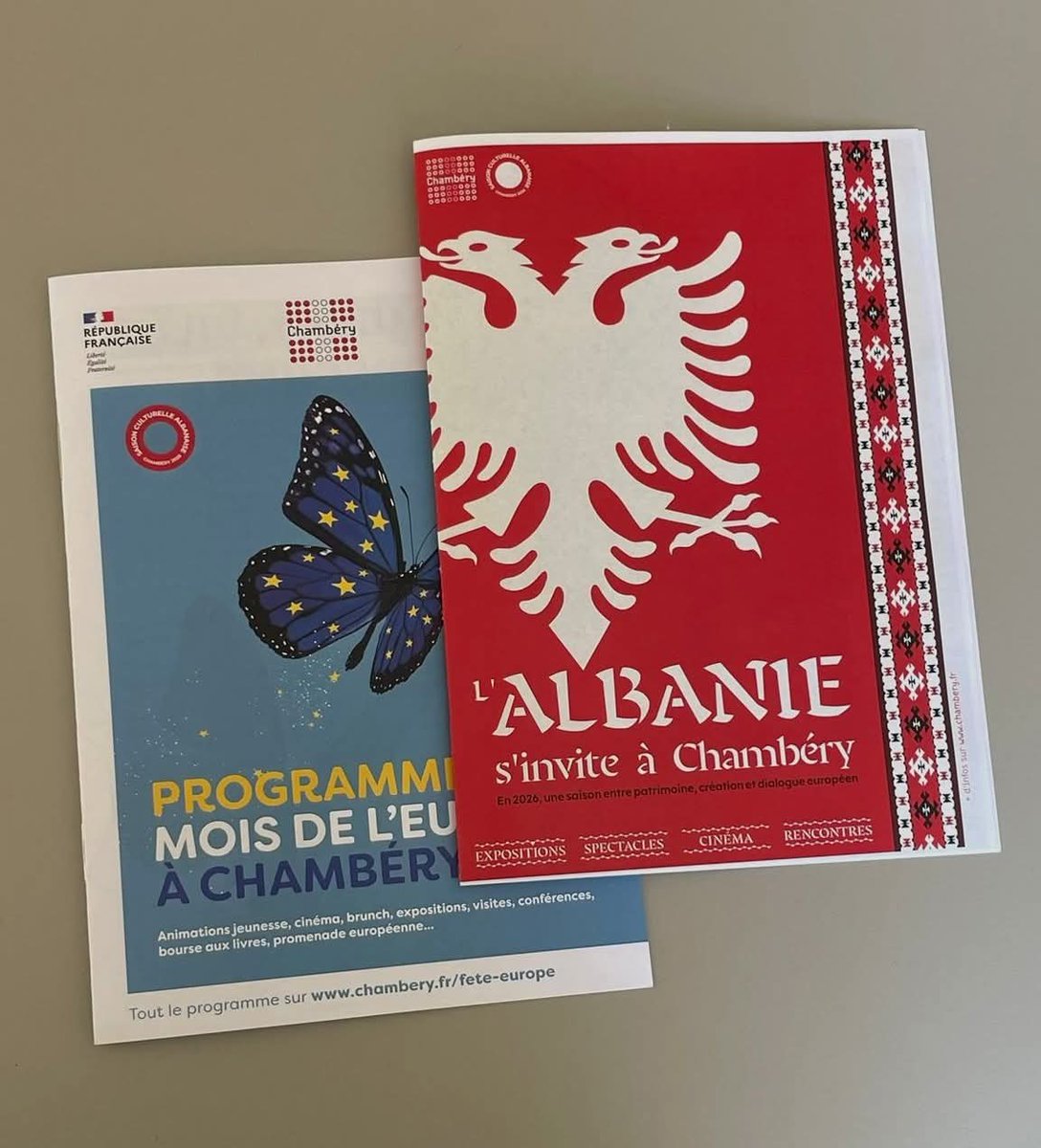 France en Albanie tweet media