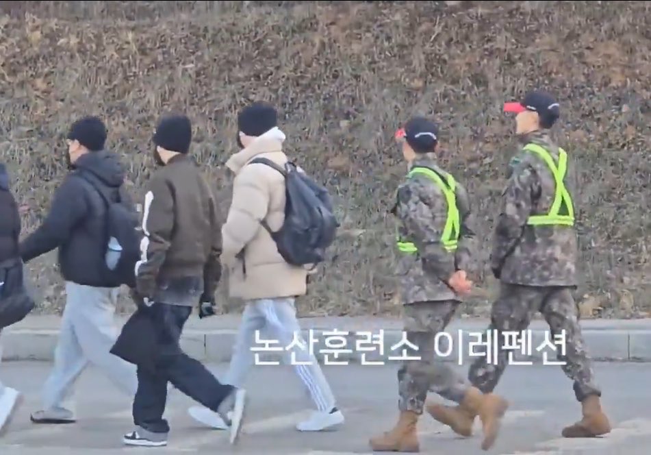 녤로키틔 tweet media