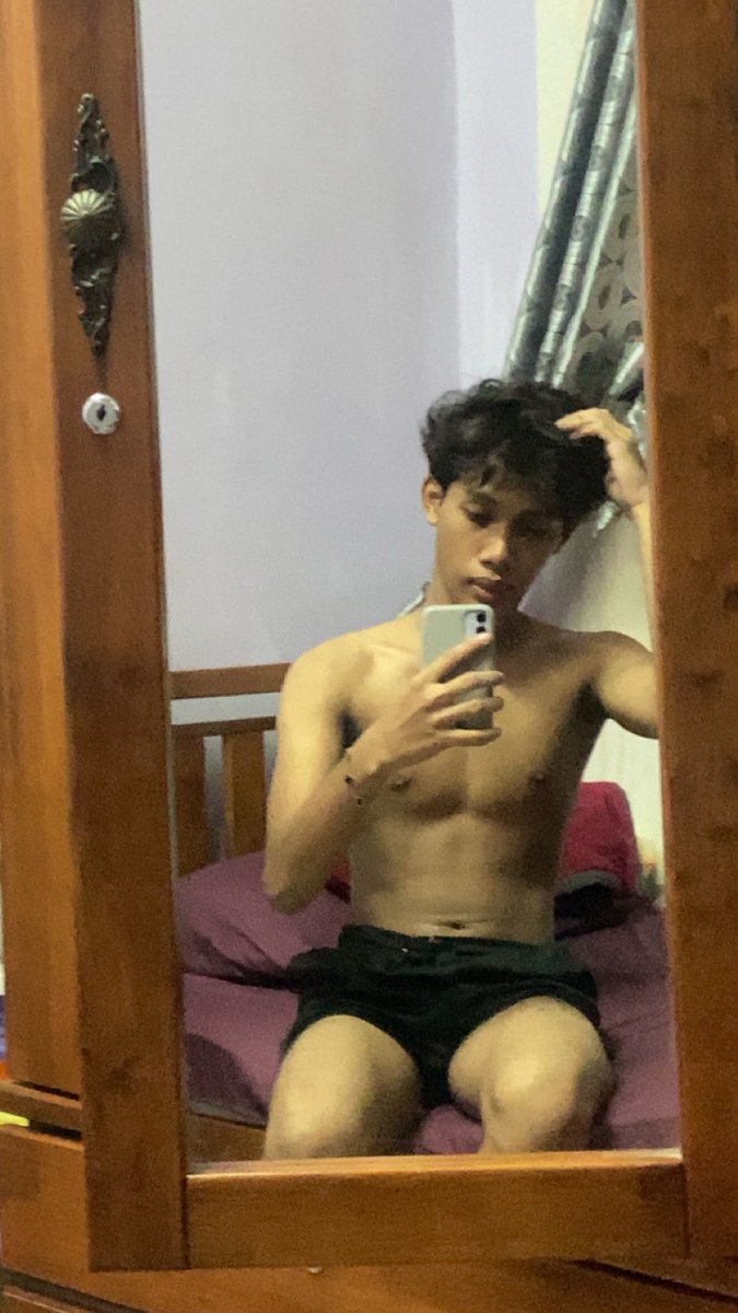 qvntslvc66's tweet photo. sc saw it first👅 https://t.co/vkQyO9ffpR