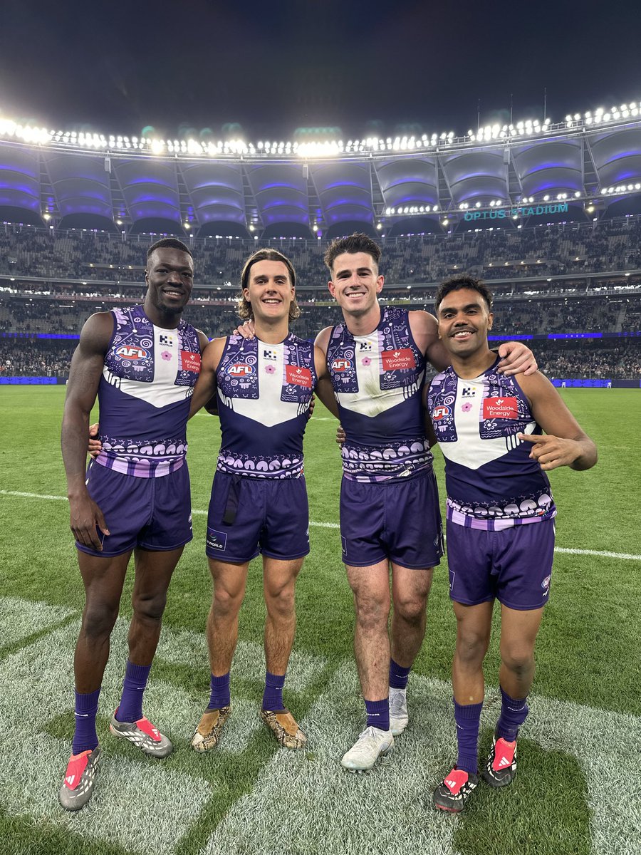 Fremantle Dockers tweet media