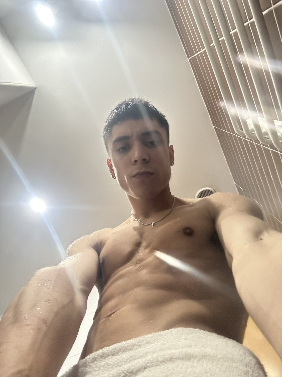 BabeFreddy🍭 tweet media