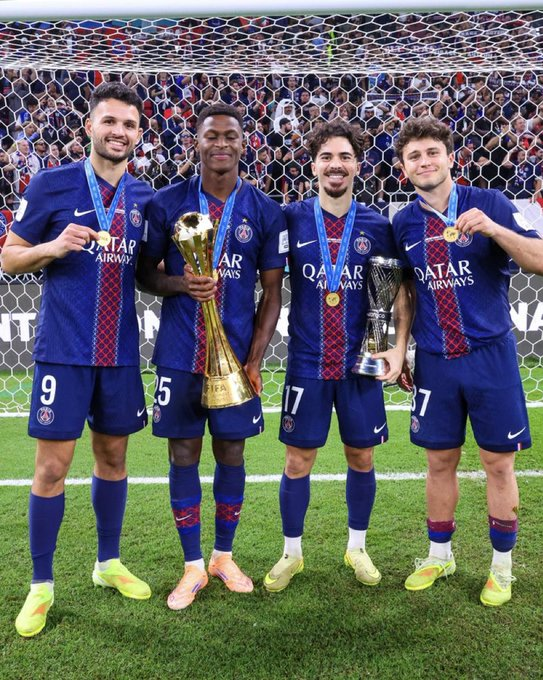 Perison💙❤️ 🪢 tweet media