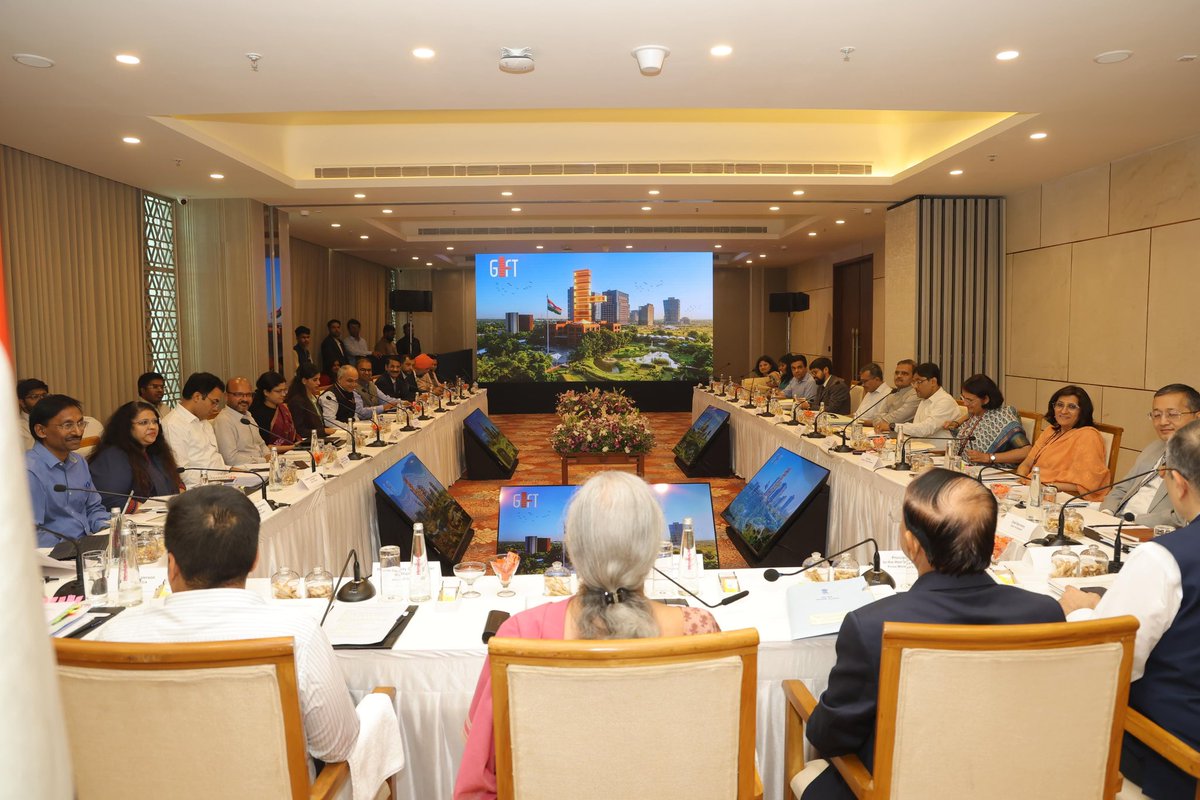 sanghaviharsh's tweet photo. Attended the high-level review meeting chaired by Hon’ble Union Finance & Corporate Affairs Minister Smt. @nsitharaman ji, Principal Secretary PMO Shri PK Mishra Ji, Gift City Chairman Shri @udaykotak and other dignitaries on the progress and future roadmap of GIFT City, India’s only International Financial Services Centre (IFSC).

Key discussions focused on:
• Strengthening GIFT City’s global financial ecosystem
• Expansion of banking, fintech, insurance & fund management sectors
• Growth of GCCs, aircraft & ship leasing ecosystem
• Infrastructure development, global connectivity & ease of doing business
• Talent attraction, urban development & future-ready social infrastructure