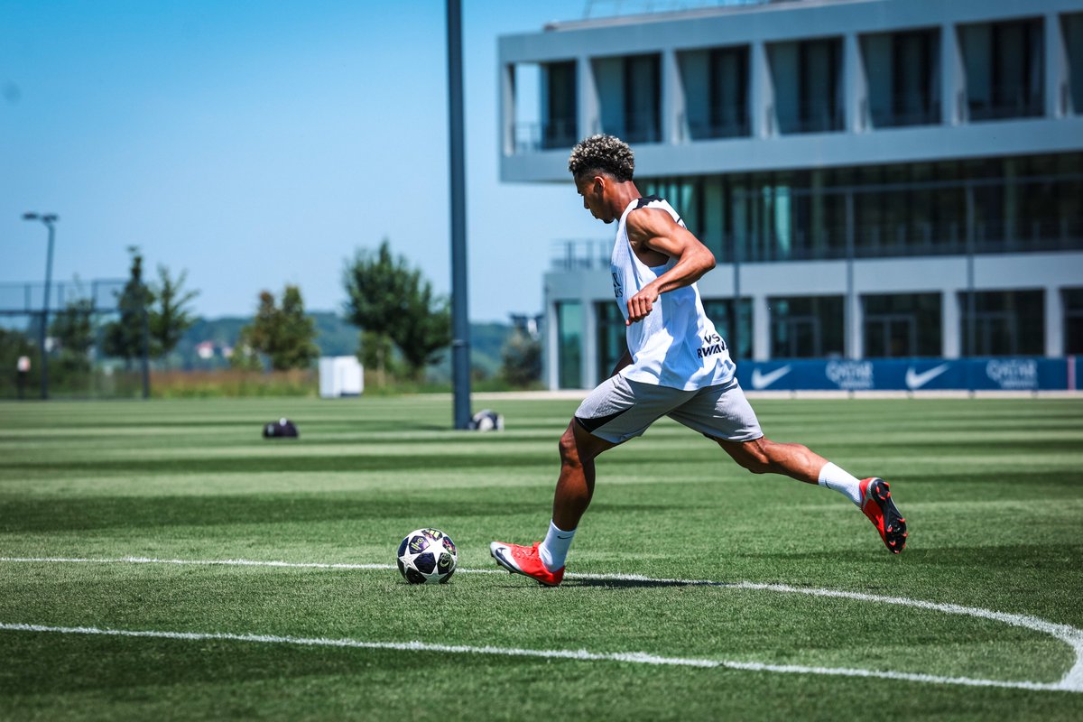 Paris Saint-Germain tweet media