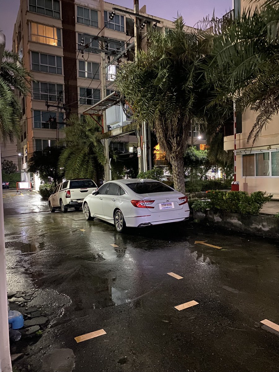 JackartCivil's tweet photo. ถึงแล้วเย้ๆ😀✌️(ฝนตกรถติดมาคู่กันเสมอ🌧️☔️)#ง่วงจากภายในสู่ภายนอก💤 https://t.co/AEot14R0hu