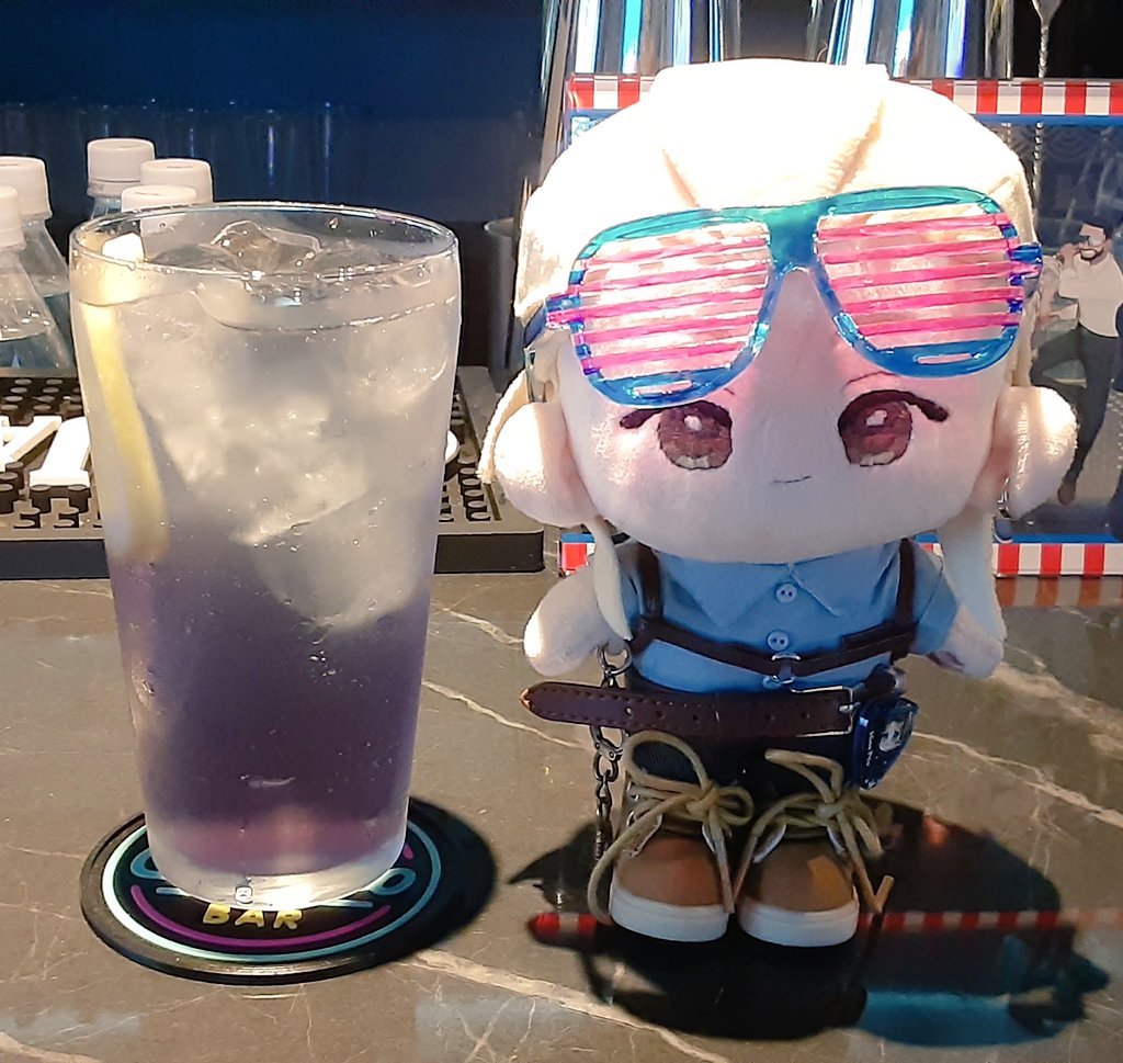 pokopen0511's tweet photo. CICERO OSAKAに行ってきました～。
お酒大好きですが、ぼっちだったもあり行くの尻込みしてましたが、入店したらスタッフさんも常連さんも優しく気さくな方ばかりで、コミュ障ぼっちでも大丈夫でした。
コラボカクテルもハイボールもおいしいかったで～す☺️
#ストグラ街歩きin大阪 https://t.co/tE2PKadwpZ