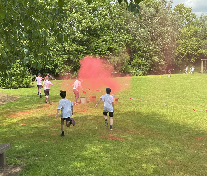 ChurwellPrimary's tweet photo. The Friends of Churwell Colour Run was fantastic! The children had a great time and loved the rainbow colours they ended up with! The weather was perfect - a lovely afternoon in the academy and a great way to end the half term 🌈 https://t.co/IZ8mBpnPVN
