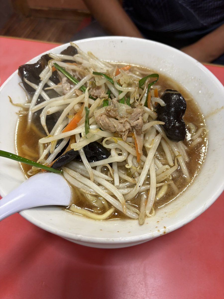 mkhvvvvvv's tweet photo. 夜食べる珍来は
美味しさが増してる
量やばかった https://t.co/3YblrmHw5t