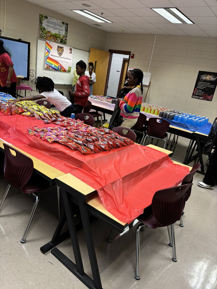 Ballard-Hudson Middle School tweet media