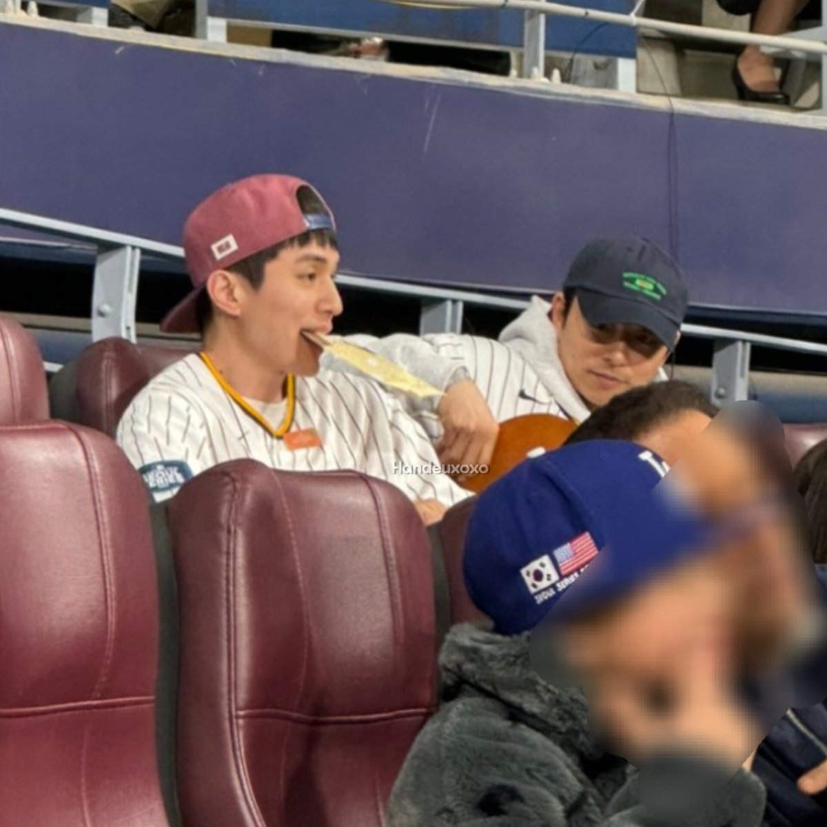 Futriana (푸트 리아나) tweet media