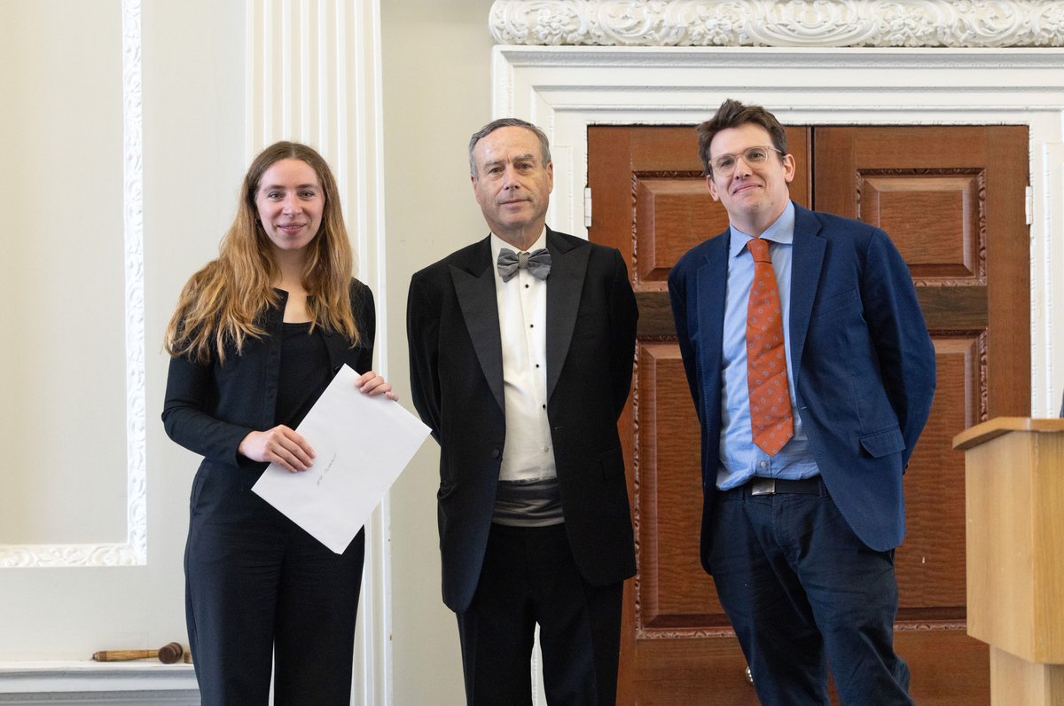 Wincottfound's tweet photo. Congratulations to Laura Dubois, Oliver Hawkins, @xtophercook and the multi-disciplinary computational journalism team at the Financial Times on winning the Wincott Foundation’s Data Journalism of the Year Award! https://t.co/zB1cazZHaZ