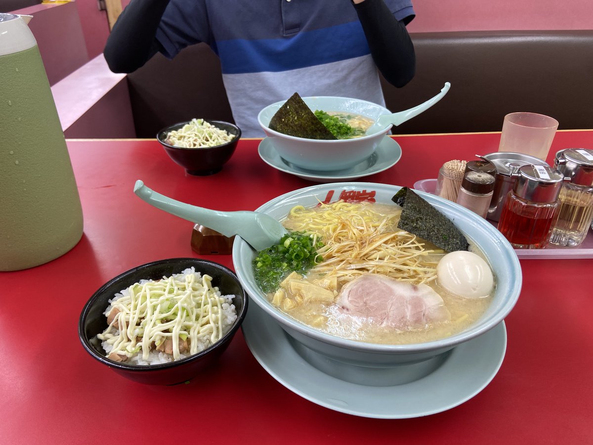 コロク＠korokujpn tweet media