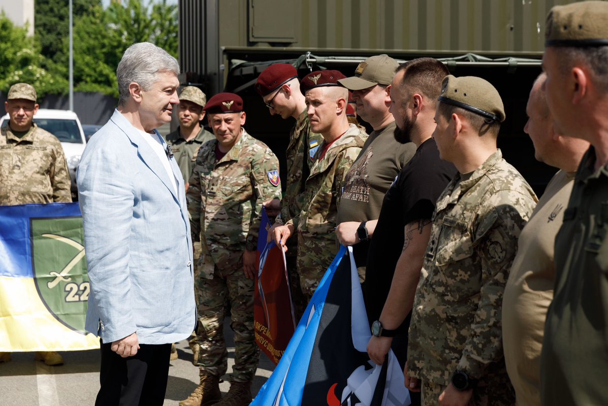 Петро Порошенко tweet media