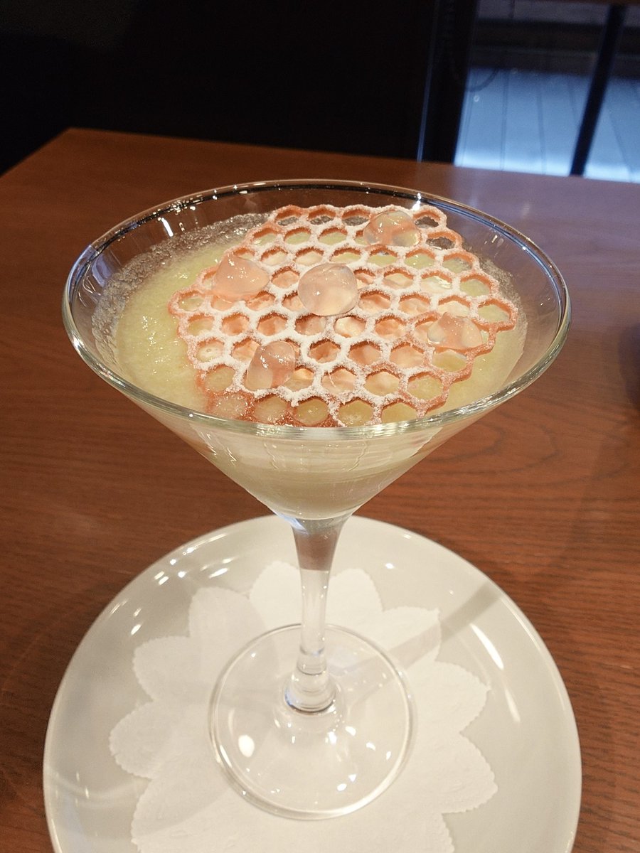 lalahlin's tweet photo. イタリアンは全部キレイで美味しかった！その後はとらやにてかき��！
夜は秋葉原のパブにてフィッシュアンドチップス！ https://t.co/fKdQEczcMJ
