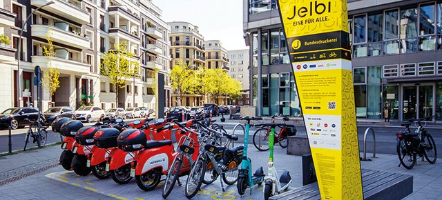 passtrans's tweet photo. COMMENT 🗣️ | Our suburban transport policy should combine the idealism and objectivity that is found in mainland Europe’s Next-Level cities - says Jonathan Bray
🚍🚘🚲🛴🚶
➡️ https://t.co/EZGQVlDQLC https://t.co/GPDLhHKMH3