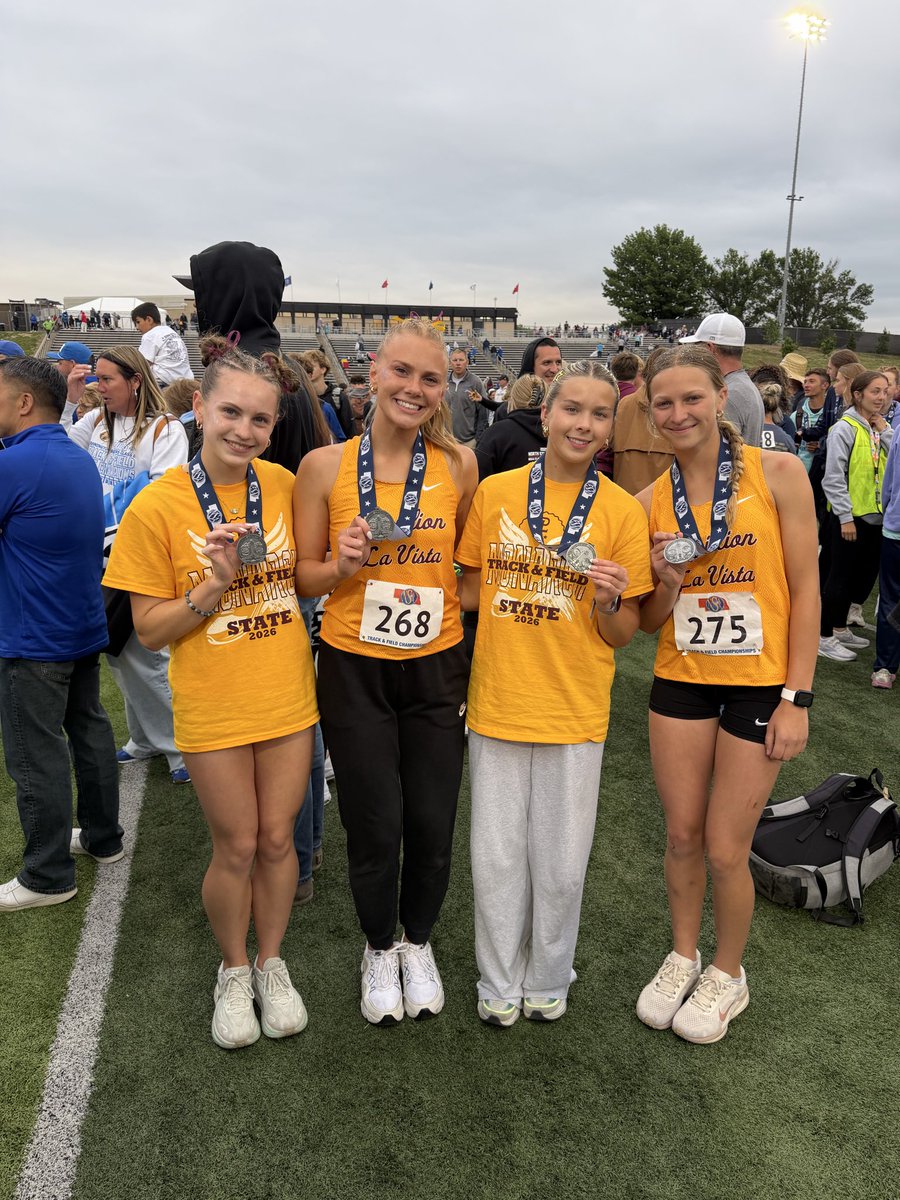 danakayf's tweet photo. State Track one of the best competitions!! I am so incredibly proud of Aubree and her 4x400 relay team for finishing as State Runner-Up while running their best race of the entire year! Thank you coaches and everyone who came to watch Aubree we love your support!! @AubreeFettin https://t.co/o3c7h4Tcdn