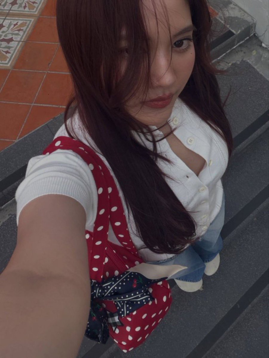 BumbleBabyBee2's tweet photo. .                       FREEN.                     FANDOM https://t.co/3ZsLCW8G8z