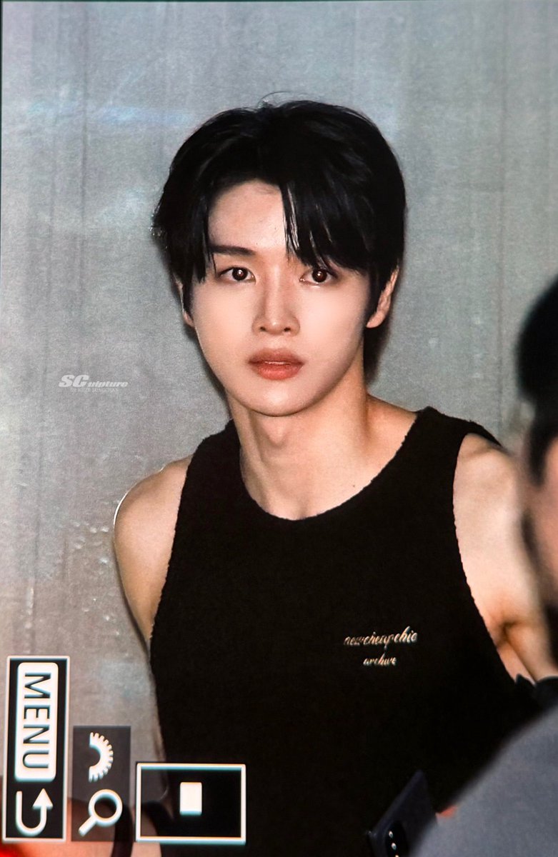 켁이 .. tweet media