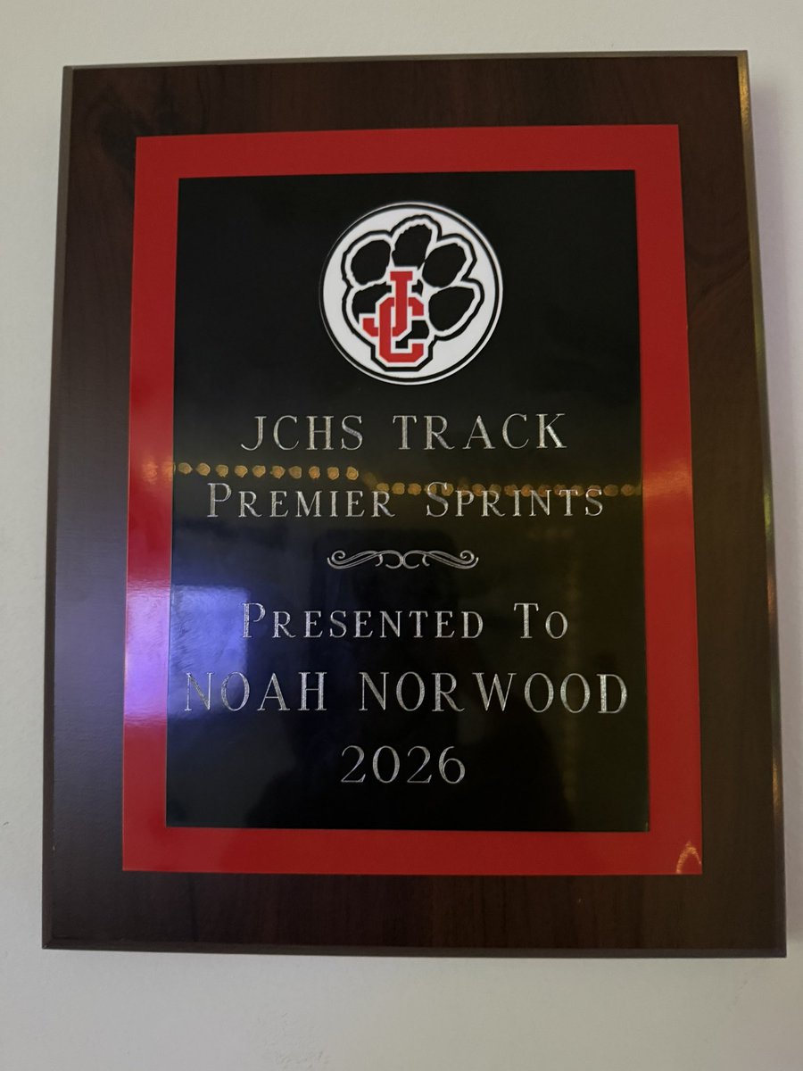 noahnorwood01's tweet photo. Jackson County Hs Premier Sprinter of the Year🏆

Athletic Director Award Winner

100m: 10.92
200m: 22.0

Speed shows.

Noah Norwood
Db/Wr | Track Athlete | Jackson County Hs (Ga)
Class of 2028 https://t.co/rVFAFj81YI