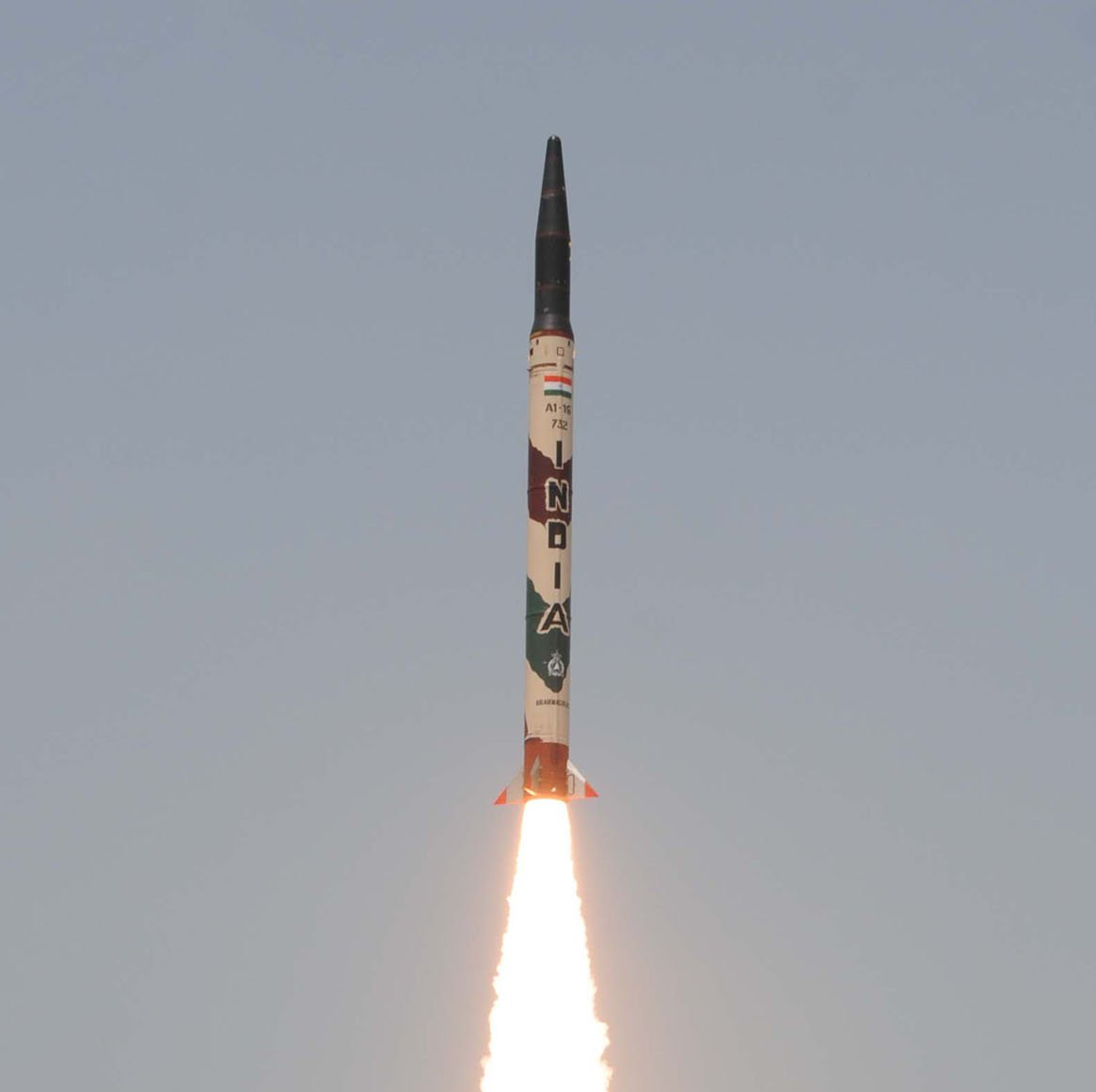 TacDefence's tweet photo. India's Strategic Forces Command (SFC) successfully test-launched Agni-1 Short Range Ballistic Missile from Chandipur (Odisha) today. https://t.co/tvGoEeDdce