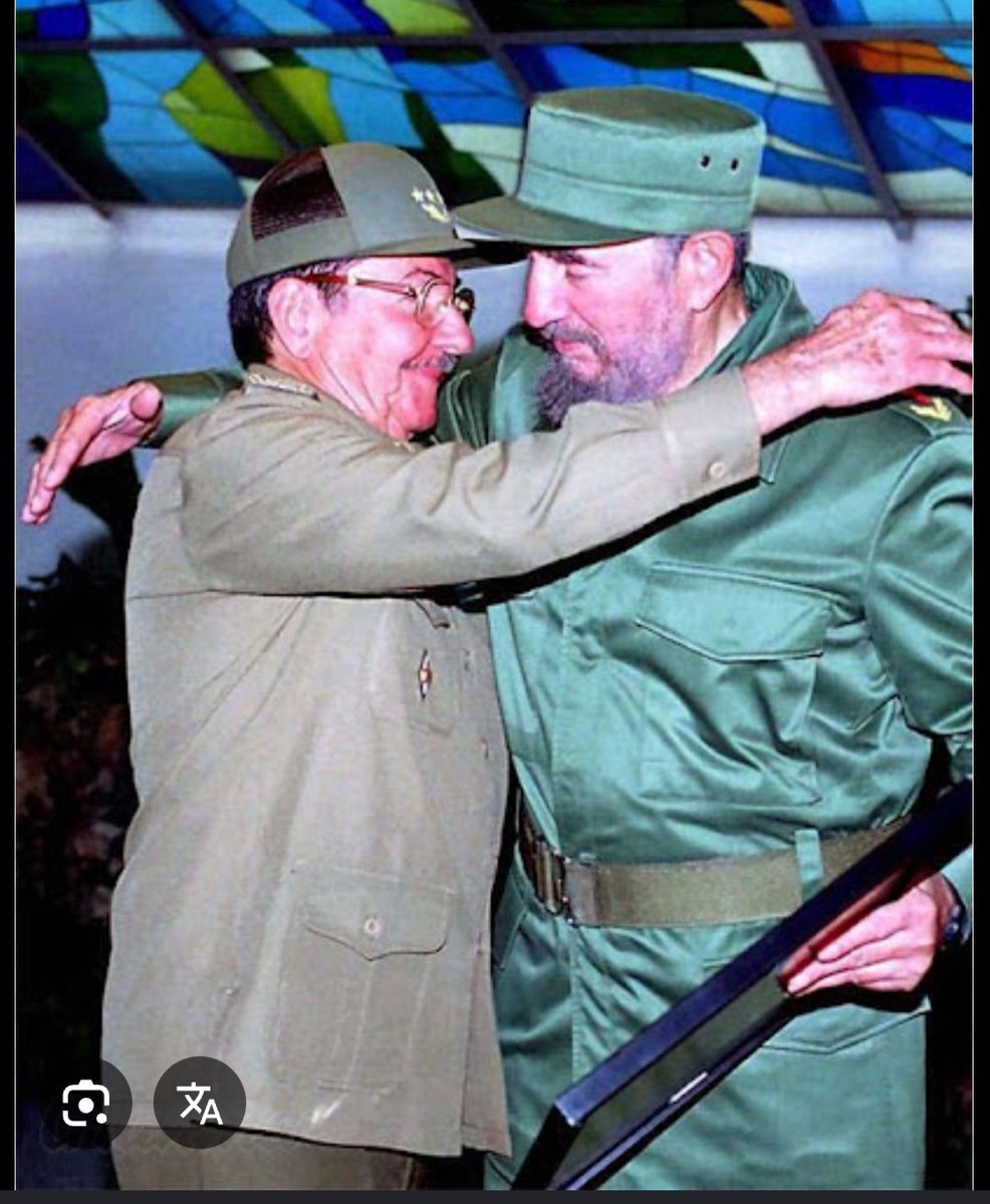 AcostaDulv91546's tweet photo. El General de Ejército Raúl Castro, como jefe guerrillero y como estadista, tiene el amor de su pueblo, a lo que se suma el respeto y la admiración de otros líderes de la región y del mundo.
#RaulEsRaul
#CubaEstaFirme
#CubaPorLaVida
#CubaCoopera
#CubaCooperadj https://t.co/cB1JY4g5O4