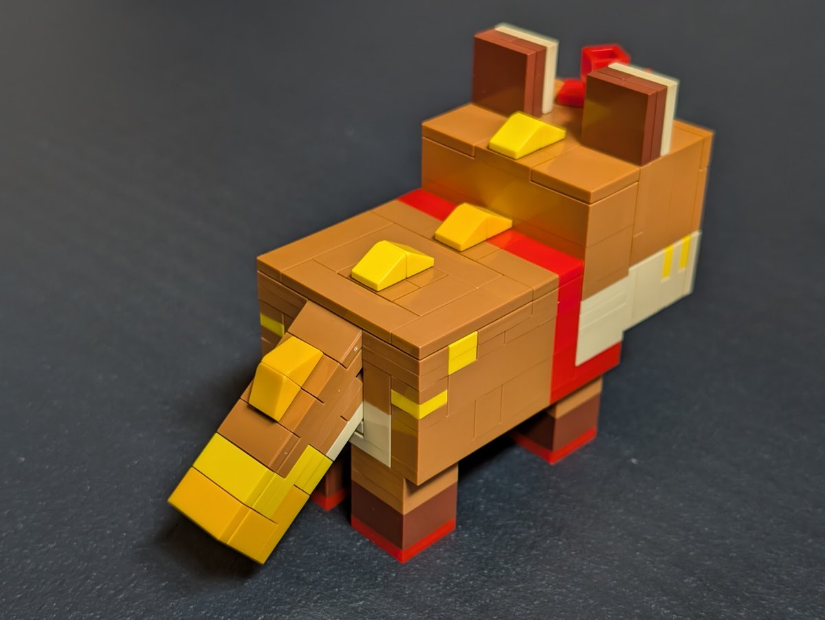 Its_a_Neteye's tweet photo. The blocky Yote is here!

This wonderful #Lego #minecraft desk companion does not animate your emotes, but comes with FREE instructions, part lists and guides how to get the bricks. 

Head over to the Discord of @JoonyTv for all necessary infos to build your own! https://t.co/NPB8XEGVcx