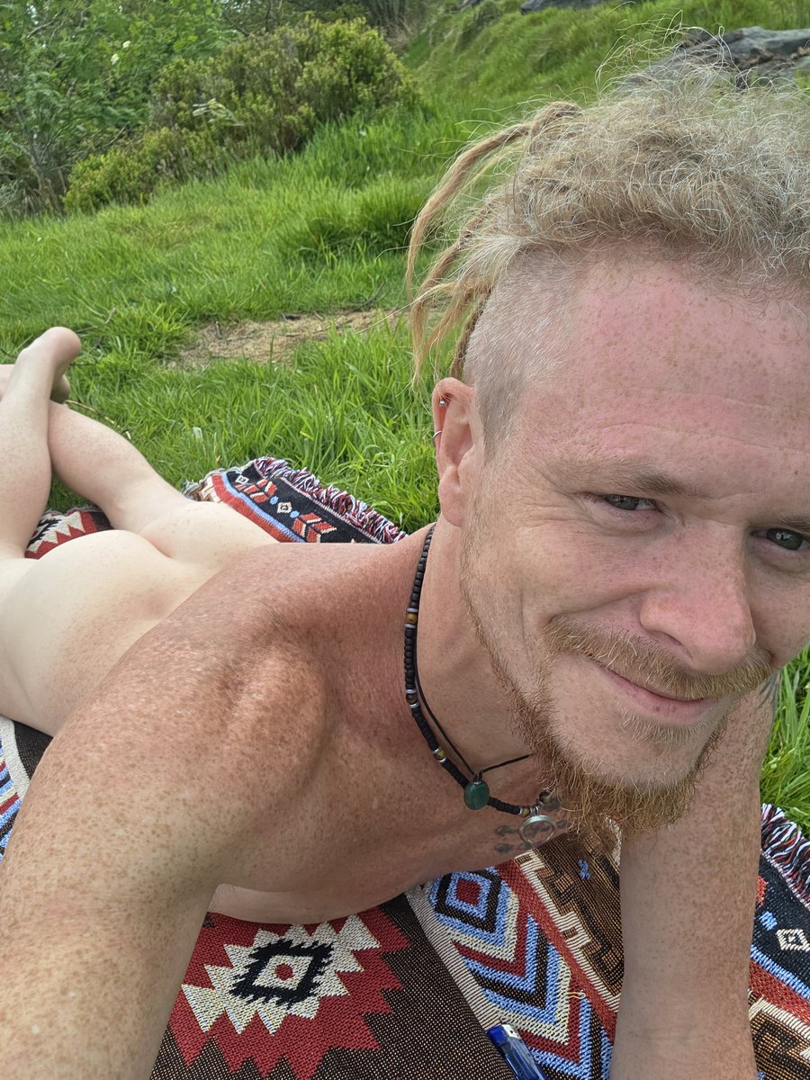 Jeb & Gwyn (18+) tweet media