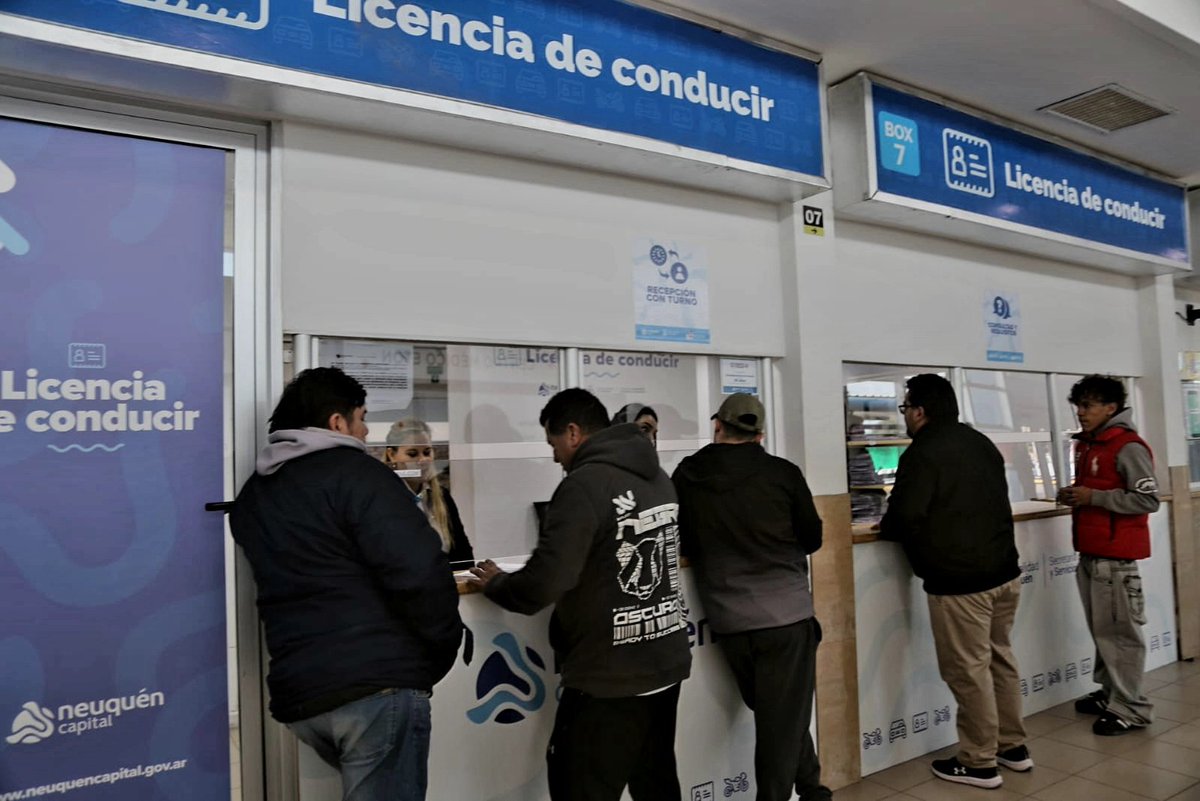 MarianoGaidoOk's tweet photo. 🚗📲 Neuquén moderniza las oficinas de Licencias de Conducir en la ETON y suma nuevos puntos de entrega en los barrios.

Más tecnología, trámites más ágiles y retiro descentralizado para mejorar la atención a vecinos y vecinas 🙌

#NeuquénCapital #LicenciaDeConducir #MuniExpress https://t.co/LeG7Bv6tir