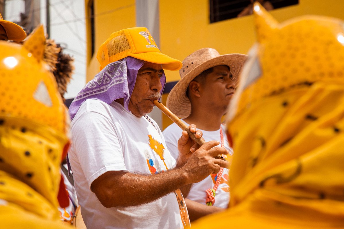 Aw73Roa's tweet photo. Tambor y Carrizo.

#tradición #chiapas #folklore #musica #photographer https://t.co/1ZbbbQQzto