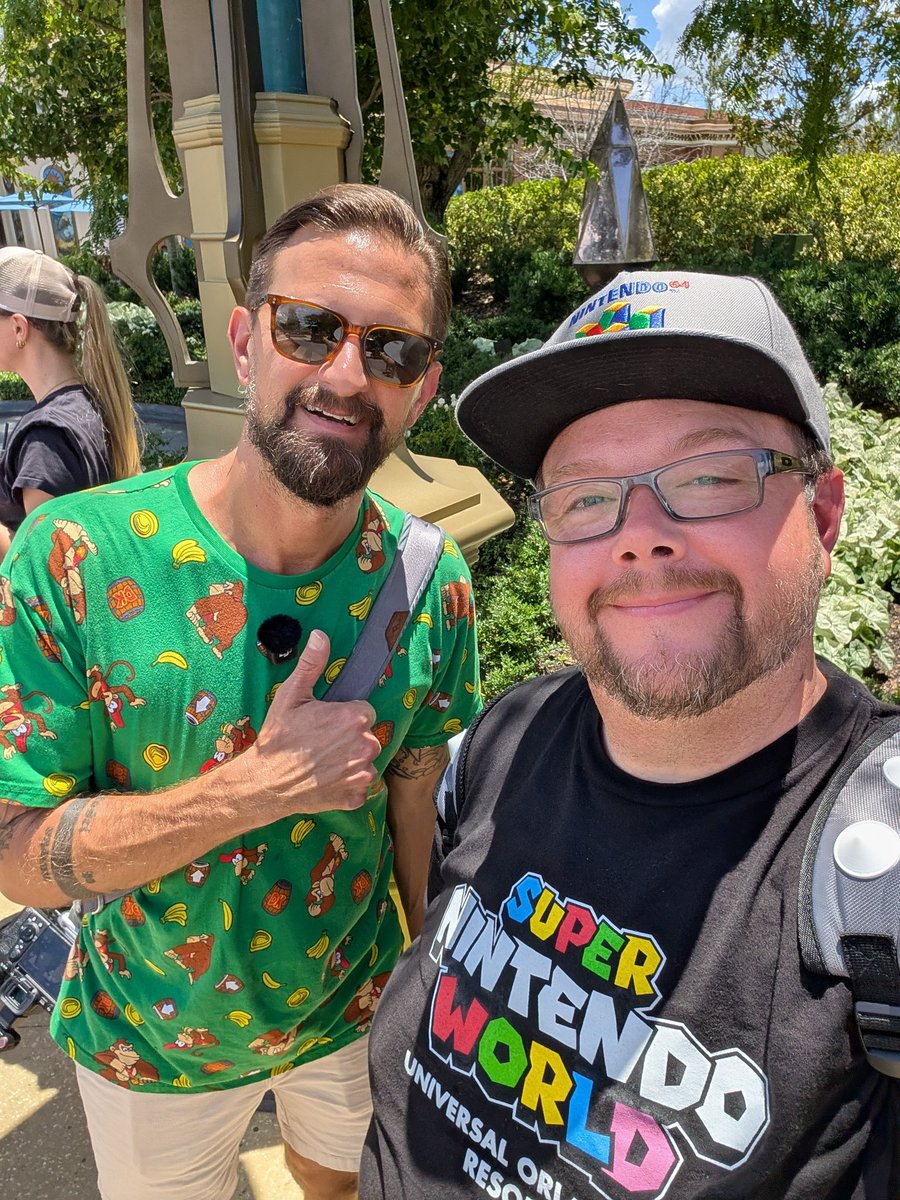 RetroRelicZone's tweet photo. Got to meet Captain Cacao today! and also Tim Tracker! https://t.co/wbIj4TIwRT