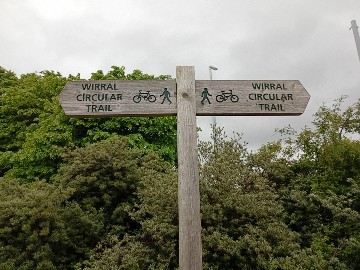 Bambigoesforth's tweet photo. A selection of #fingerposts from various parts of the British Isles for this week's #fingerpostfriday
Longdendale, the Wirral, Belfast and Rathlin Island @FingerpostFri https://t.co/S6j8F9kfo9