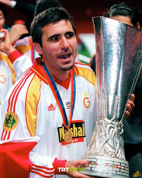 Hakan tweet media