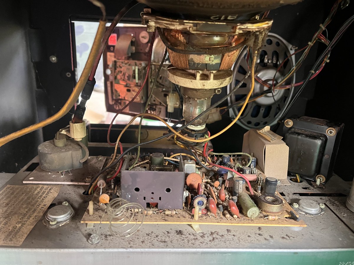 RetroGamer_Meph's tweet photo. Drilled out the locks and got both back panels open.  This is what I found first thing.  Board wasn't secured and was just flopping around in there.  The interlock was off so I checked all the connectors, flipped on the interlock and we had power! https://t.co/6YnewIy5y7