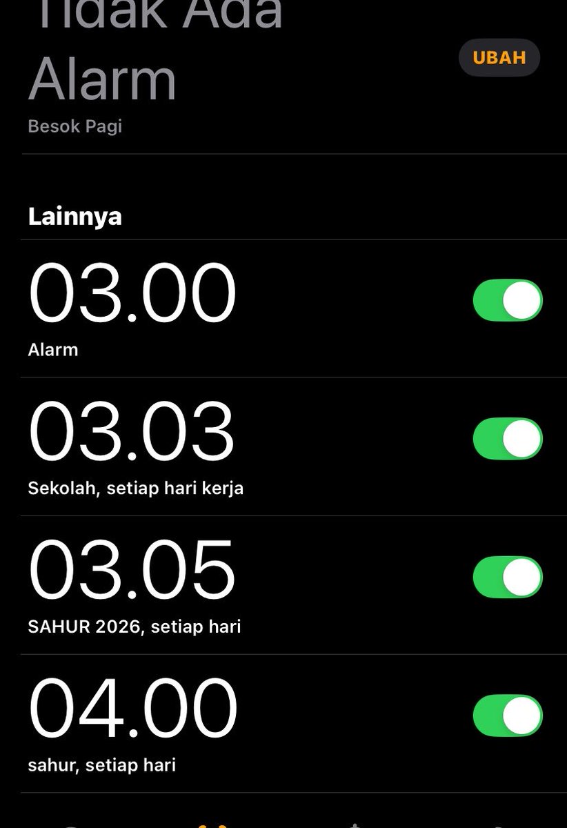 min tweet media