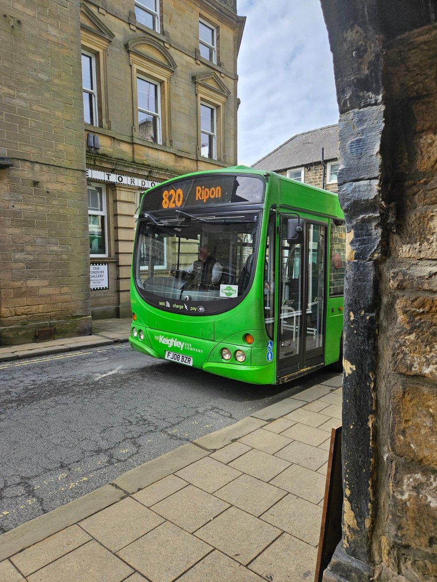 DalesBus tweet media