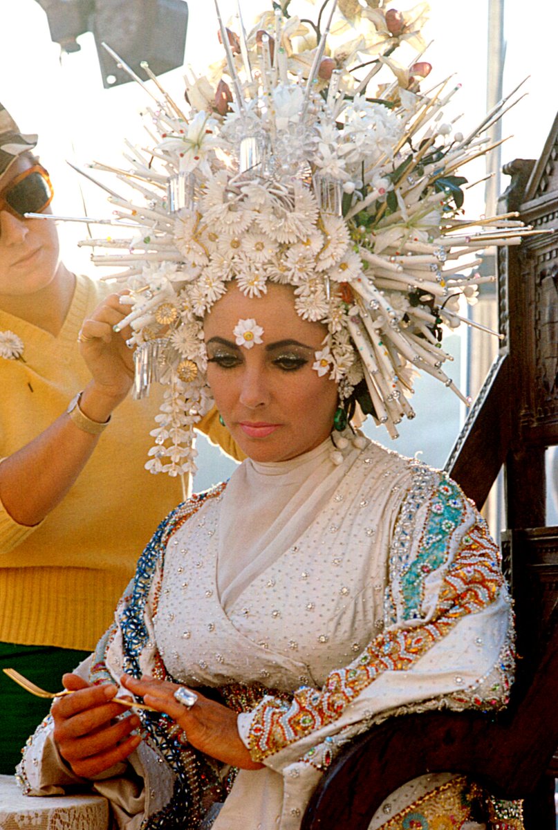 Elizabeth Taylor tweet media