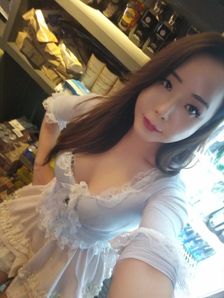크림 tweet media