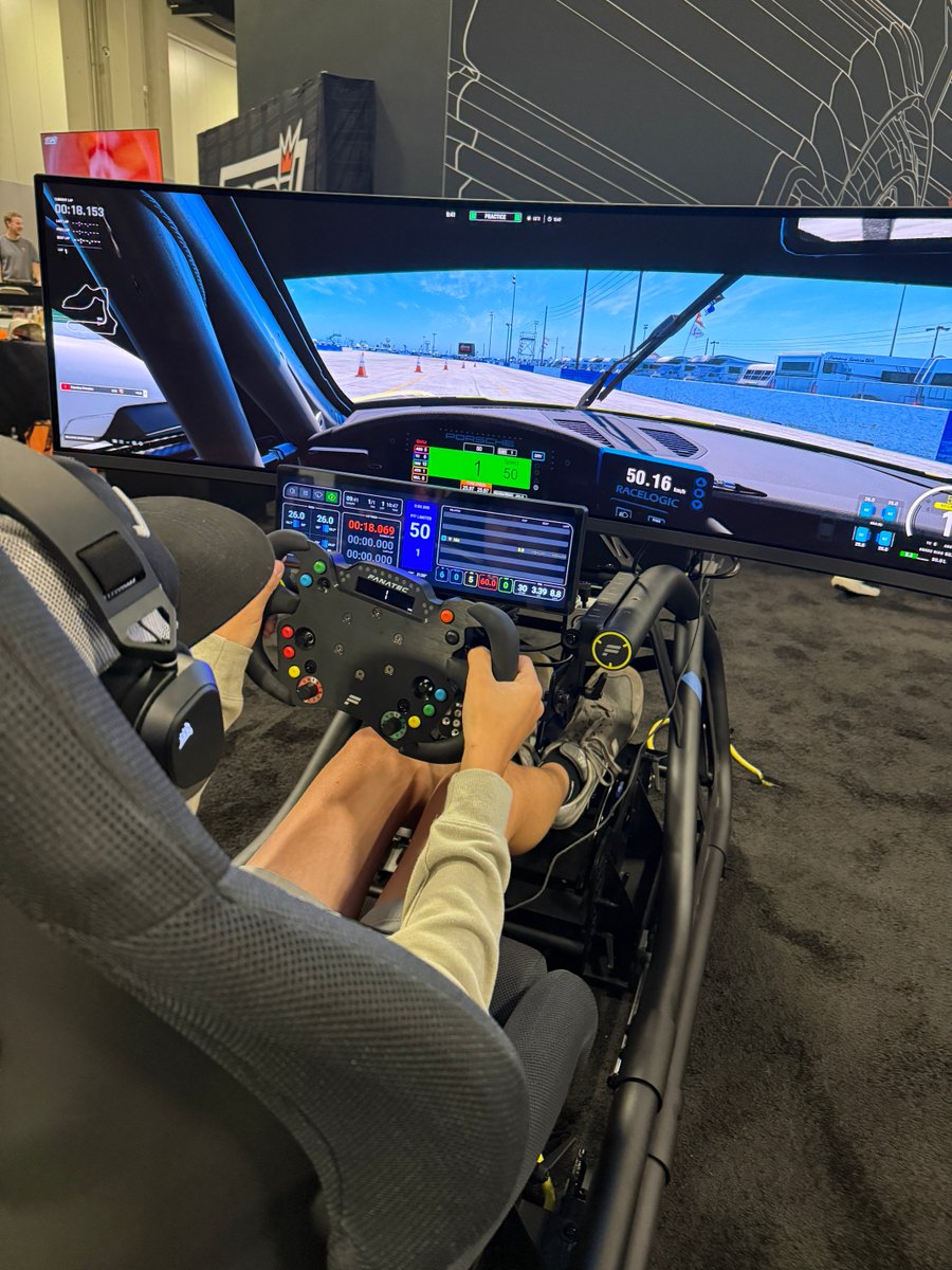 FANATEC tweet media