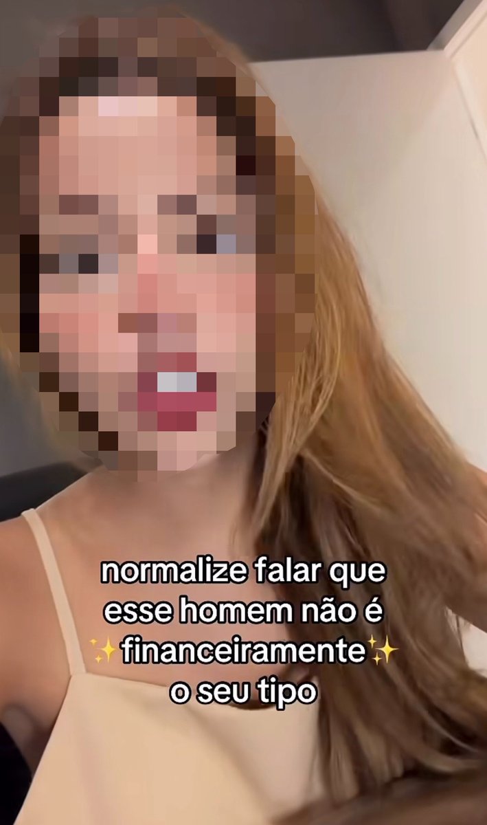 O Estagiário tweet media