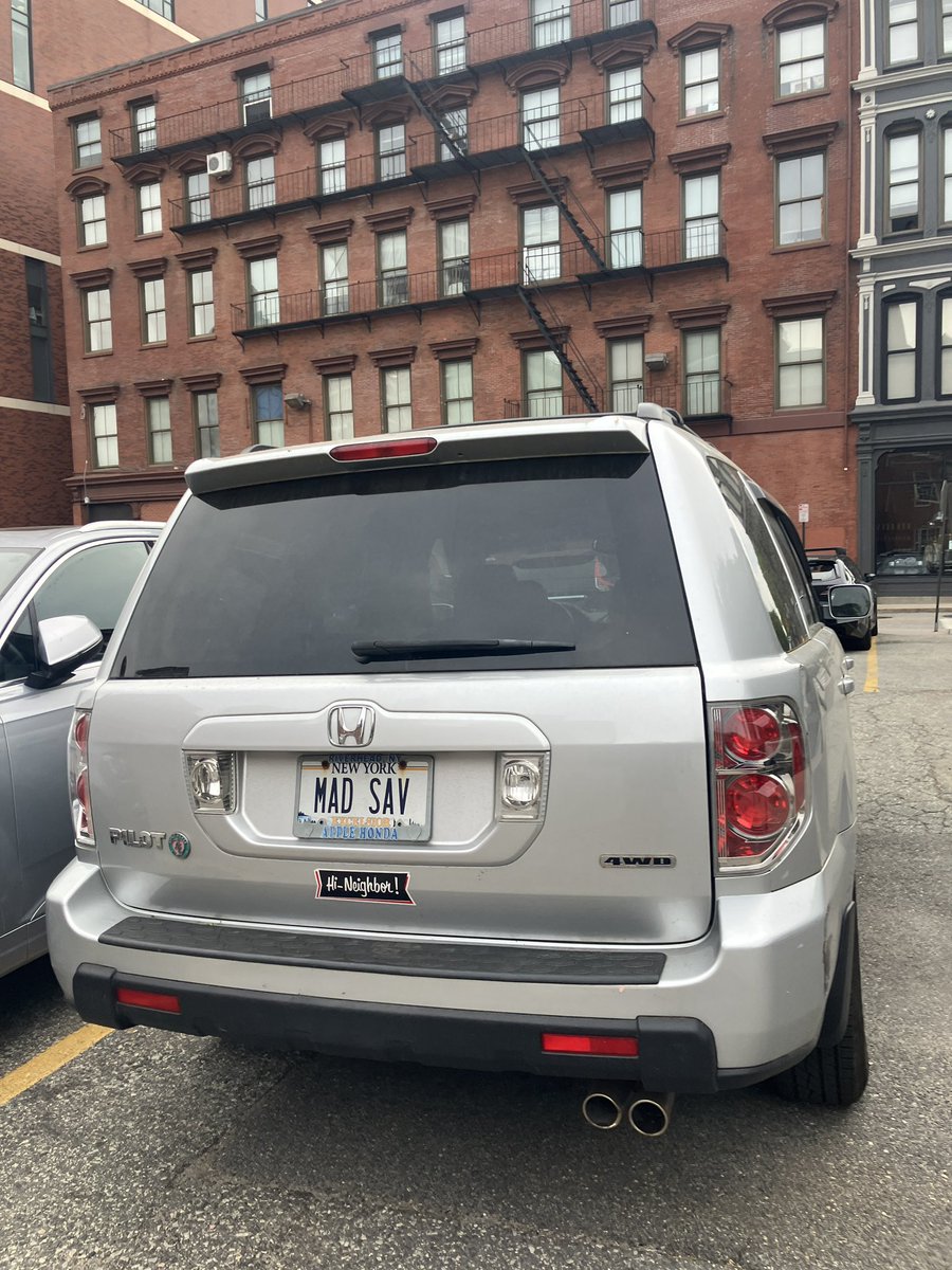 RI Vanity Plates tweet media