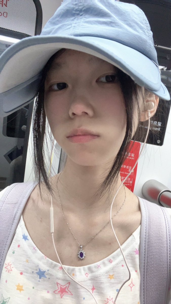 倒数第一懂恋爱之人 tweet media