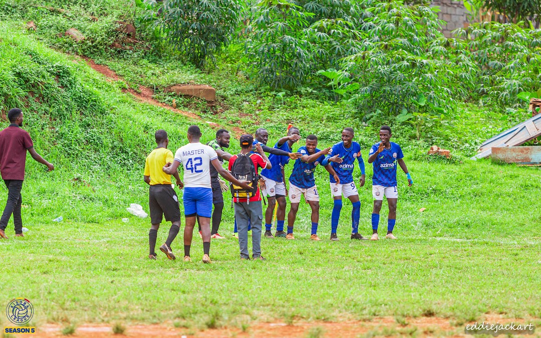 TheGiants99's tweet photo. Matchday 2, Receipt
2 games⚽️
6 points😙
6 goals 🥅
1 hatrick⚽️⚽️⚽️
A 5 star performance⭐️.
We thank God.
#KISOBALeagueSnV https://t.co/9K7SkLQs1W