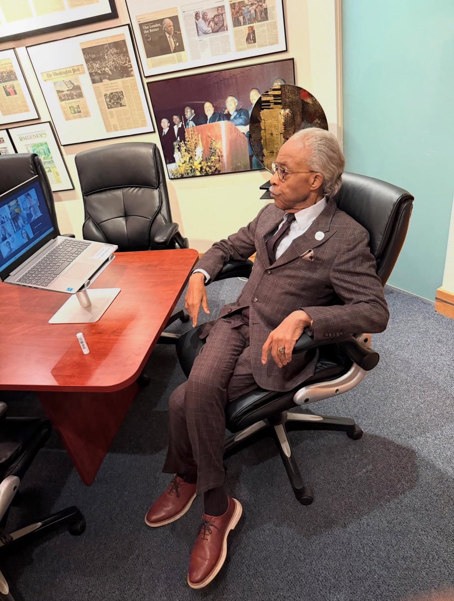 Reverend Al Sharpton tweet media