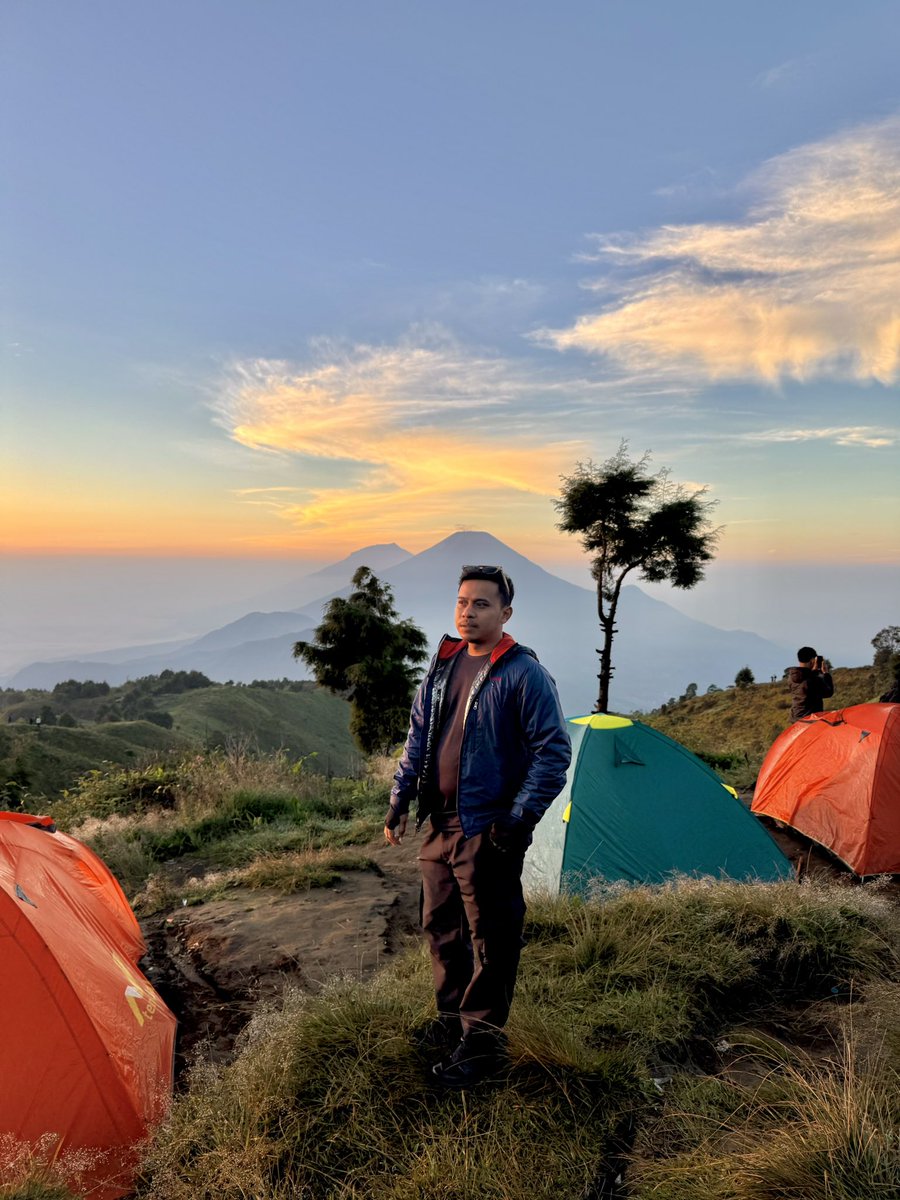Adityaek0's tweet photo. Terimakasih untuk pencapaian hal baru yg dulu sempat tidak terbesit bayangan akan pencapaian ini +1 https://t.co/L4NXarwedD
