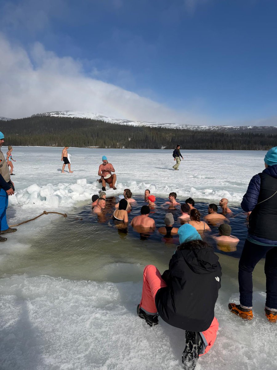 Iceman_Hof's tweet photo. Cold and heat work like emotions. Emotion in the end is biological, a biological stress within, expressed through hormones. 

By going consciously into the cold, you learn to deal with the adrenaline and epinephrine, but also the dopamine, the serotonin, the cannabinoids, and the opioids that your body produces naturally as a response to this stress.

The cold’s immediate impact on the body can feel a bit painful, like pricking needles. But after 1 minute or so, when your natural opioids and cannabinoids kick in, the discomfort subsides and is replaced by a sense of euphoria. 

You get 10 x more energy back as the blood flow begins to run through your body, and it makes your mind still.

The cold leads the way toward a spirituality of the mind, a calmness with which you can handle any other stress. 

It is a spirituality that exists beyond the ego and maintains the soul. And it’s strong.