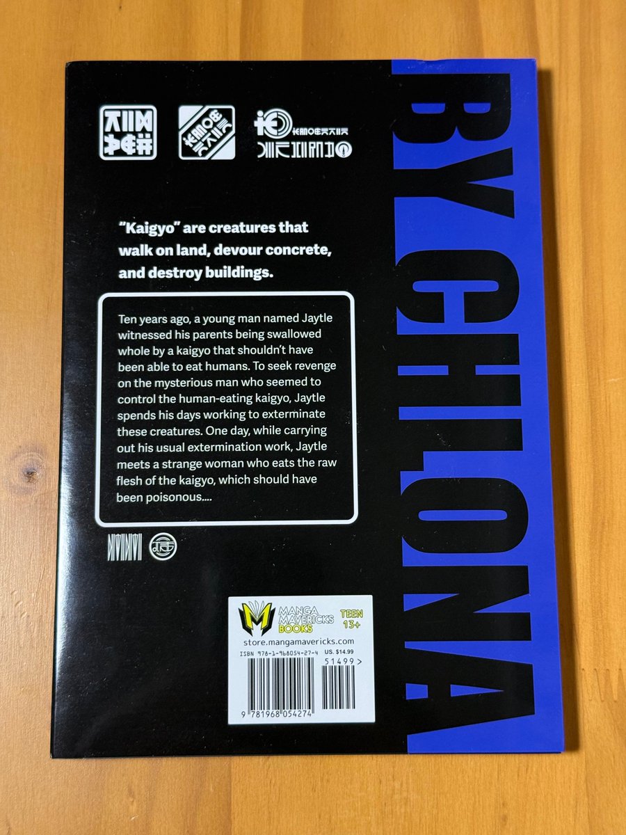 mangamavericks's tweet photo. First look at FISHGOD, Vol. 1 by Chlona (@967leng) in print 👀
Featuring a beautiful gloss dust jacket, this release is almost ready to make waves on your shelf.
Get yours here: https://t.co/xJ1Jy3Avva
#FISHGOD https://t.co/qpxhhUVmcz