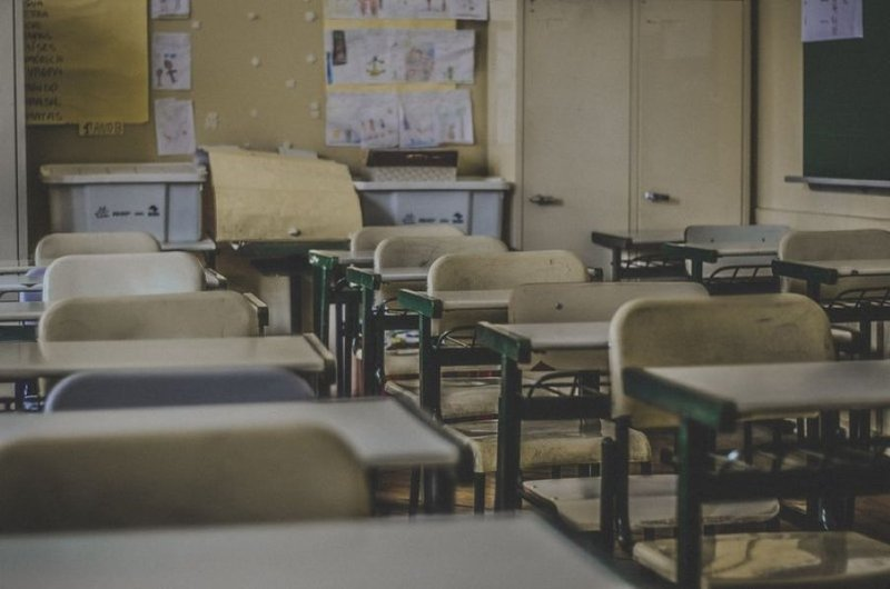 JacaNewswatch's tweet photo. Three senior Gauteng Education officials fired over COVID contracts

https://t.co/W2pW5DW7F2 https://t.co/bNTCcV8qiS