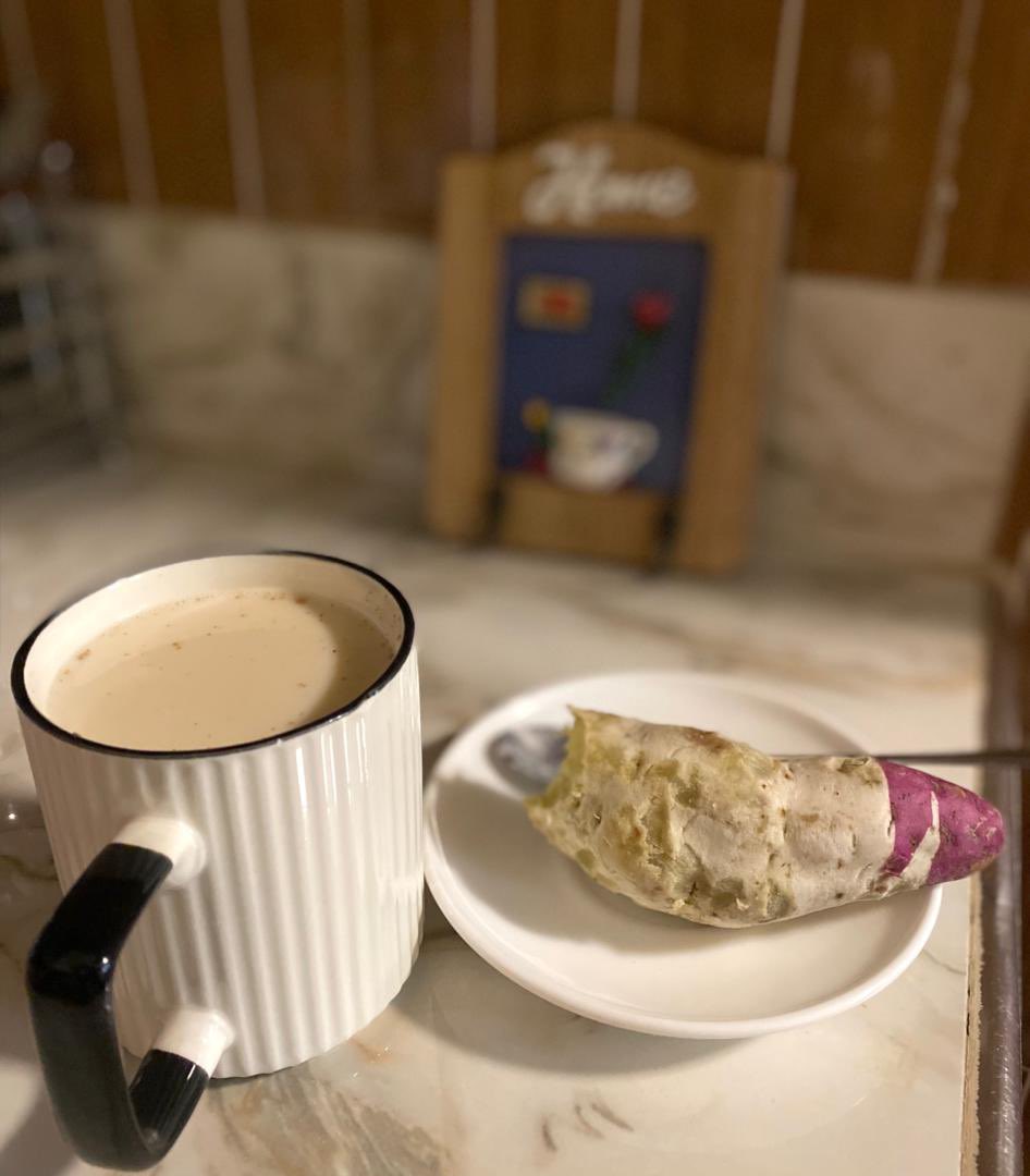 mek84025331's tweet photo. Guys problem solved this winter try it  mmmmm @DendairyZW 
The coffee is thick n creamy......... https://t.co/XbrpVDJFlR
