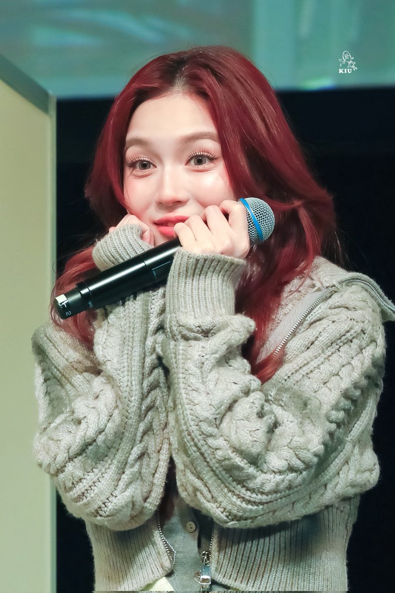 taengthehuman's tweet photo. Maligayang kaarawan, mahal💖
Sana magpatuloy pa ang mga blessings na natatanggap mo☺️ Andito lang kami parati para masaksihan at samahan ka sa mga milestones mo✨
Labyu! Kain ka mg masarap today ah😚 @loverrukk
#Loverrukk26thBirthday
#loverrukk #มินิฮาร์ทของเลิฟ #minihearts https://t.co/lI4Iuk8Klu